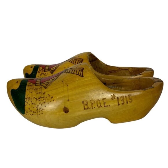 Vintage Hand-Painted Carved LARGE Wooden Dutch Clogs With Windmill Design - Picture 3 of 11